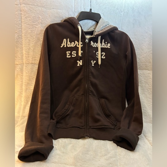 Abercrombie & Fitch brown sweat jacket size Medium with hoodie front pockets - Picture 2 of 12